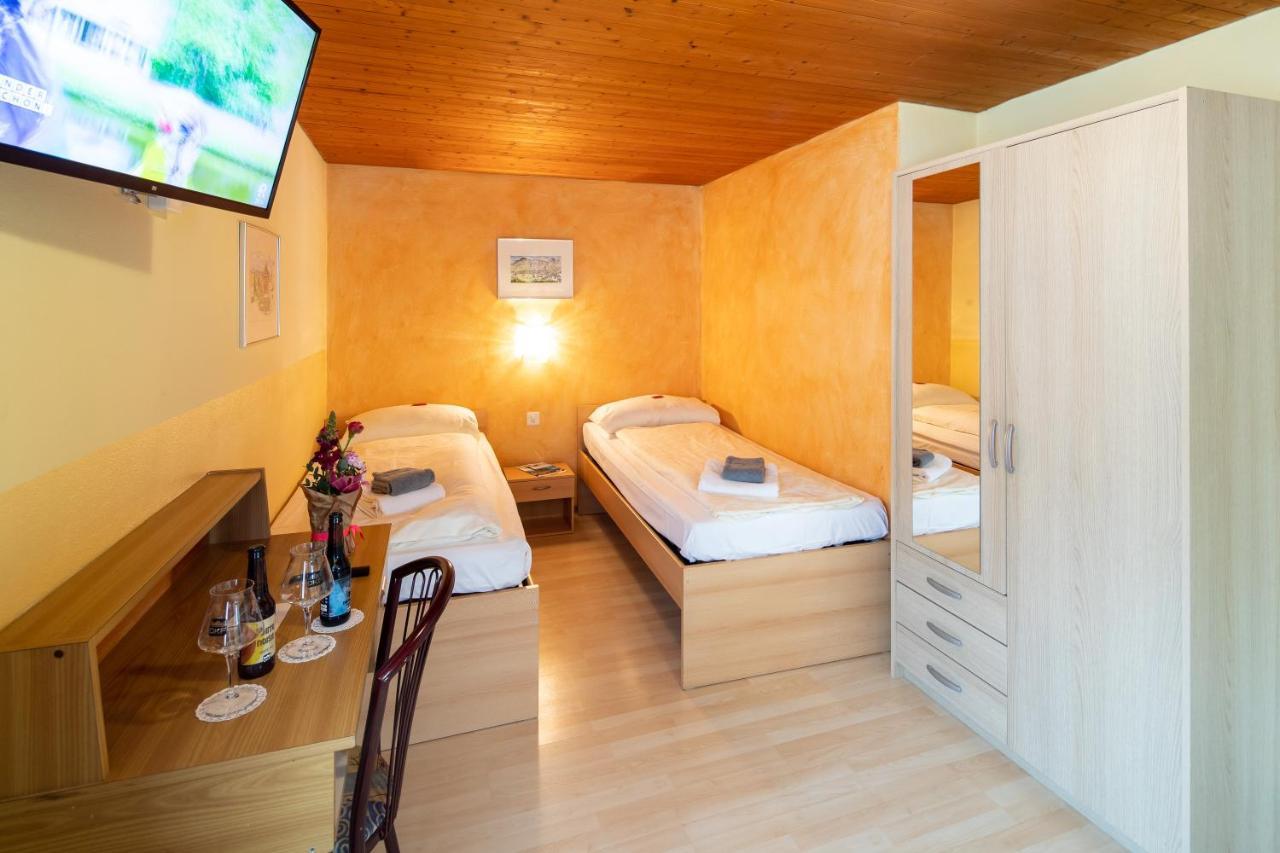 Albergo Pensione San Giorgio Лозон Экстерьер фото